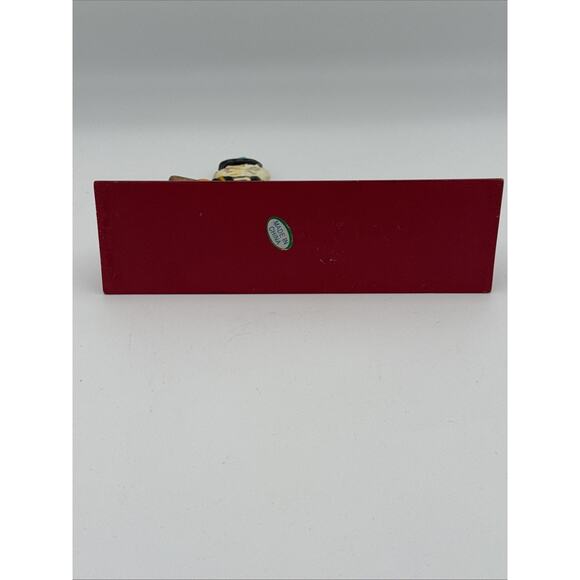 Vintage Cast Iron Nutcracker w/ Hand-Painted Nutcracker Soldier on Red Base - Picture 6 of 7